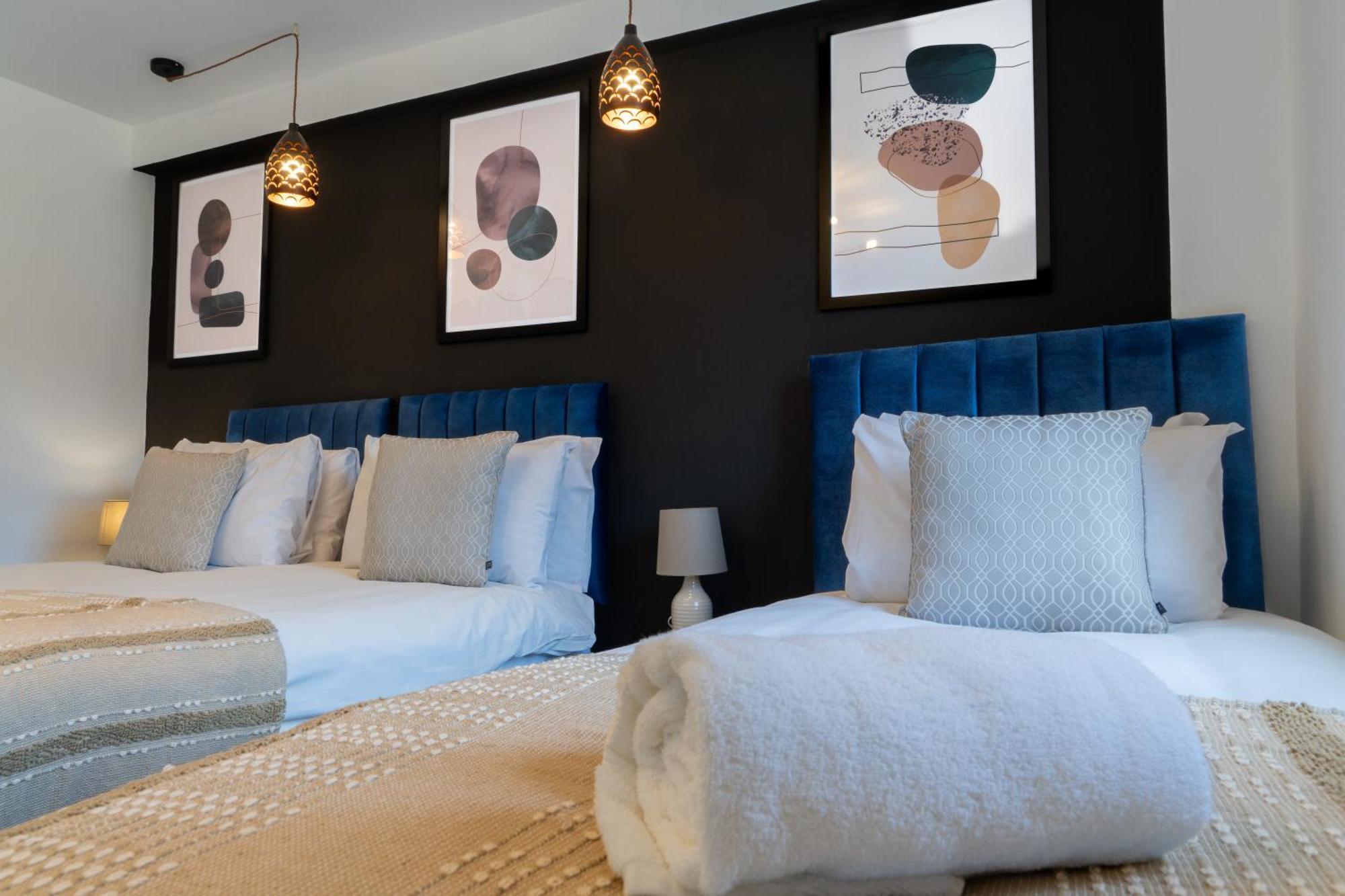 Newark House Premium Apartments With Sofa Beds - Wifi - Free Parking - Perfect For Contractors! Петербург Экстерьер фото